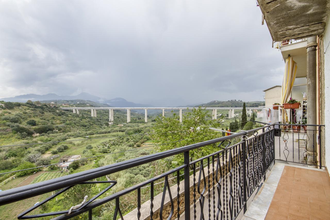 Casa Vacanza Paradise Vicino Cefalu Con Servizio Di Piscina A 3 Chilometri Διαμέρισμα Campofelice Di Roccella Εξωτερικό φωτογραφία